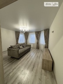 Продаж 3к квартири 84 кв. м на вул. Залізнична 20 • ID 34691329
