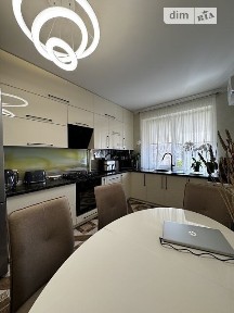 Продаж 2к квартири 70 кв. м на вул. О. Хіри • ID 34691020