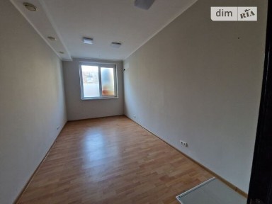 Продаж офісного приміщення 57.1 кв. м. на 1 поверсі на пров. Шевченка, чотириповерхова будівля • ID 34693127