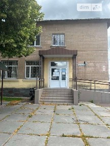 Продаж офісного приміщення 426.9 кв. м. на 2 поверсі на вул. Центральна 17, двоповерхова будівля • ID 34692936