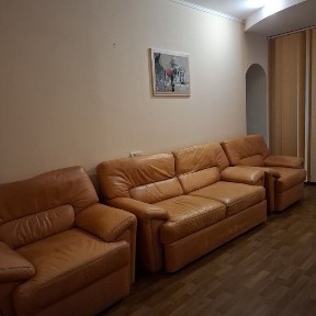 Продам 3 комнатную квартиру с видом на лес. 4 мкр. Крута