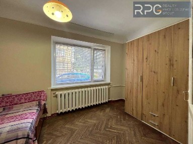 Оренда квартира двокімнатна вул. Василя Овсієнка 12 Перший поверх