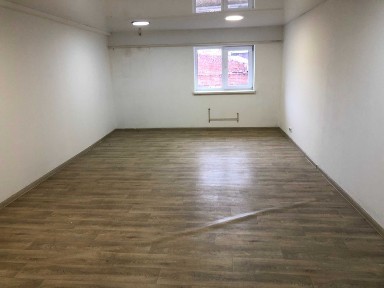 Офіс або послуги 50кв. м. в БЦ. Вивід води. Харків. Без комісії