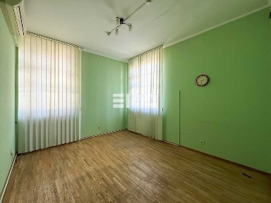 Здам окреме приміщення по вул. Святодухівська, 10А
