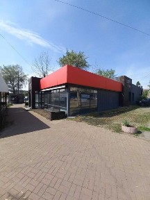 Суперфасадное помещение под кафе, магазин 320 кв. м на Дарницкой пл.