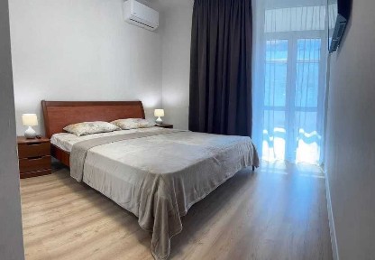 Продаж 2кімнатна квартира ЦЕНТР клубний будинок Дмитрівська 60/19 Вокзальна 2 поверх парк