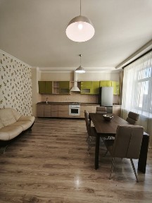 Продаж 2-во кім. квартири с. Чайки