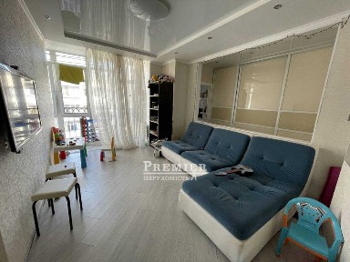 Квартира 90 м² з дизайнерським ремонтом. 1 ст. Люстдорфской дор.