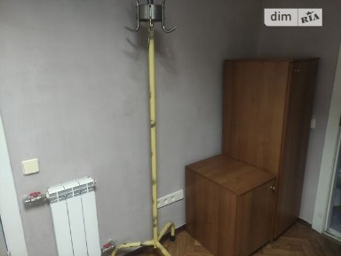 вулиця Степана Чобану, мікрорайон Академмістечко, район Святошинський, Київ, метро Святошин, вул. Степана Чобану 15 • ID 34695338