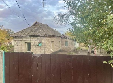 Продаж добротного будинку в м. Верхівцеве