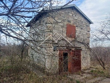 Продаж приватизованої дачі с. т. Архітектор з додатковою ділянкою.