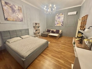 Продаж 2 кімнатної квартири в центрі вул. Куліша