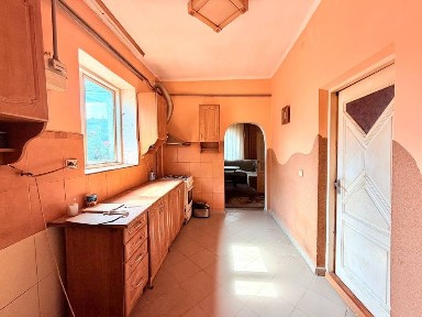 Продаж двох квартир у центрі міста Стрия.