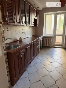 проспект Берестейський, мікрорайон Біличі, район Святошинський, Київ, метро Вокзальна, просп. Берестейський 146/2 • ID 34698725