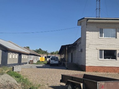 Оренда комплексних будівель (два склади, приміщення, підвал) від 820.5 м2 до 1212.1 м2 у м. Сміла