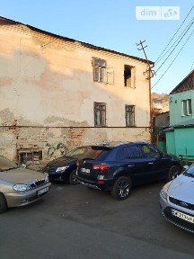 Шкільна вулиця, Рівне, вул. Шкільна 27, двоповерхова будівля • ID 34696576