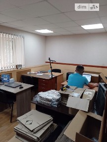 Продаж офісного приміщення 34 кв. м. на 0 поверсі на вул. Михайла Котельникова 46, п'ятиповерхова будівля • ID 34696348