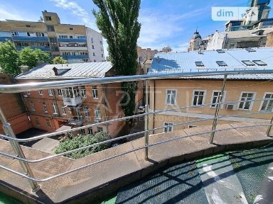 Басейна вулиця, мікрорайон Липки, район Печерський, Київ, метро Палац спорту, вул. Басейна 7В, шестиповерхова будівля • ID 34695231