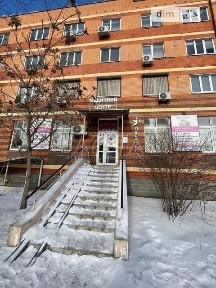 Продаж офісного приміщення 156 кв. м. на 1 поверсі на вул. Срібнокільська 12, чотириповерхова будівля • ID 34759923