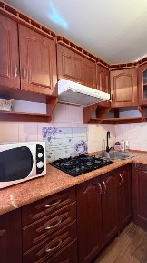 Продаж 2 кімнатної квартири з меблями і технікою