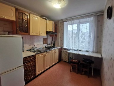 Продам 1-ком. квартиру в кирпичном доме Калиновая, С. Ковалевской.