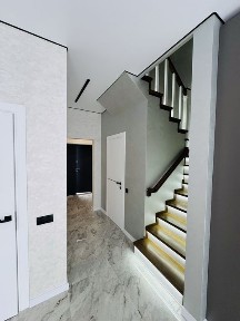 Продаж сучасного дуплекса 90 м. Кв, Щасливе