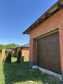 Продаю американку, гарна територія та зручне планування!