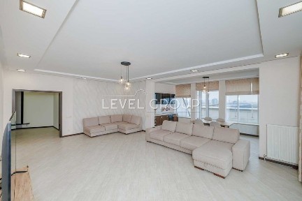 Довготривала оренда 5к квартири на вул. Юрія Іллєнка 18Б • ID 33289220