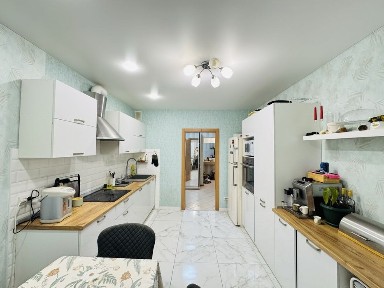 3-кім. квартира 92 м², Позняки, Урлівська 36, River Mall. Без КОМІСІЇ