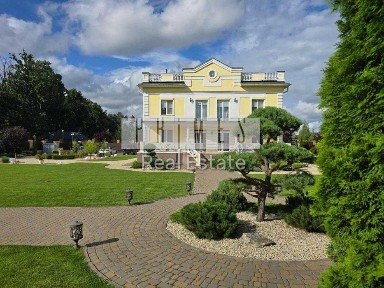 Продаж добротного сучасного будинку 700м2 Лісники 36соток землі в КМ Хутір Ясний