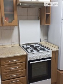 Новокостянтинівська вулиця, мікрорайон Куренівка, район Подільський, Київ, метро Почайна (Петрівка), вул. Новокостянтинівська 7 • ID 34669938