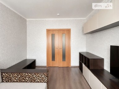 Продаж 3к квартири 90.5 кв. м на вул. Урлівська 34 • ID 34697871