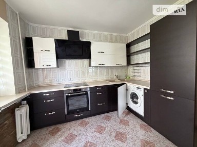 Продаж 2к квартири 72 кв. м на вул. Академіка Корольова 85/3 • ID 34696781