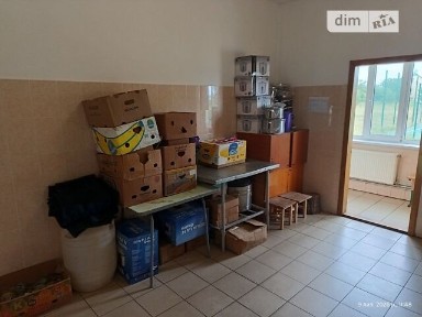 Здається спеціальне приміщення на вул. Золочівська, площа 174.1 кв. м • ID 34699405