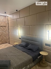 Здам подобово 1к квартиру на вул. Владислава Бувалкіна 44Б, кв. 147 • ID 34701089