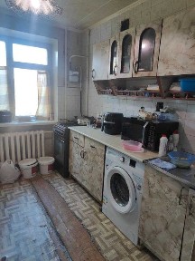 Продаж 3 кімнатної квартири, площа 700 річчя