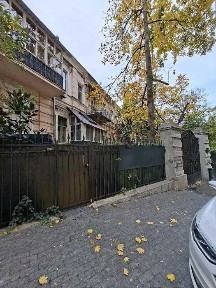 Продам помещение в центре 5 офисов