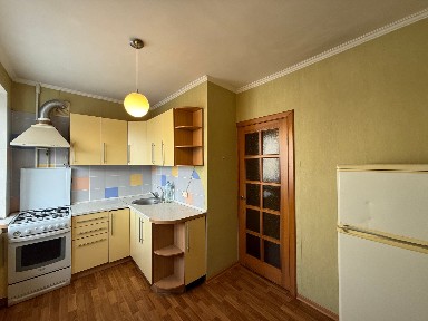 Оренда 1-кімнатної квартири 37 м², Симиренківська вул., 2/1
