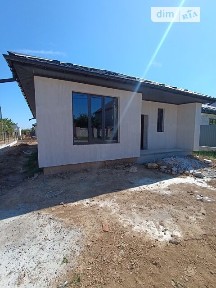 Продаж 1 поверхового будинку з ділянкою на 3.5 сотки, 83 кв. м, 3 кімнати, на вул. Морська • ID 34700752
