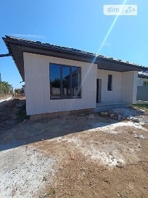 Продаж 1 поверхового будинку з ділянкою на 3.5 сотки, 83 кв. м, 3 кімнати, на вул. Морська • ID 34700752