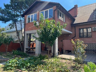 Оренда 2-х поверхового будинку в Совіньйоні.