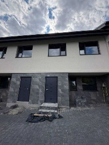 Продам Найдешевший Таунхаус у Бучі, з Газом, центральна части міста 90м2
