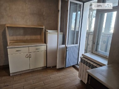 Стадіонна вулиця, мікрорайон Солом'янка, район Солом'янський, Київ, метро Вокзальна, вул. Стадіонна 6 • ID 34703327