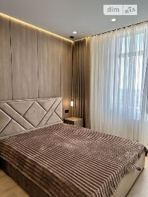 Довготривала оренда 1к квартири на вул. Краснова 1А • ID 34700486