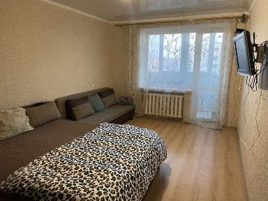 Оренда 1 кімнатної квартири пр. Центральний на 3 Слобідській