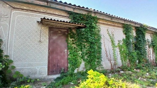 Продаж 1 поверхового будинку з опаленням і ділянкою на 7.8 сотки, 100 кв. м, 5 кімнат, на вул. Східна • ID 34703350