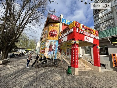 Здається комерційне приміщення на пл. Перемоги, площа 88 кв. м • ID 34703708