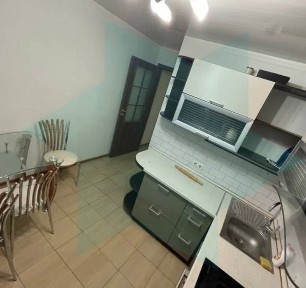 Сдам большую 1к на Богдана Хмельницкого