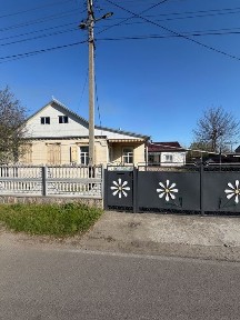 Продам будинок в смт. Царичанка