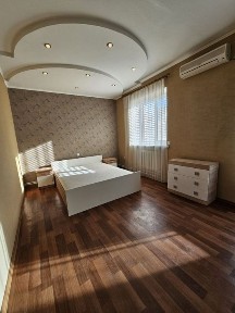 Продам будинок в Дніпрі